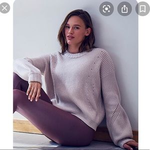 Athleta S cashmere balloon sleeve sweater